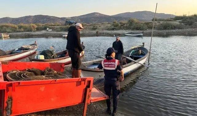 Jandarma ekipleri Bafa Gölü'nde yasadışı avcılığa geçit vermiyor