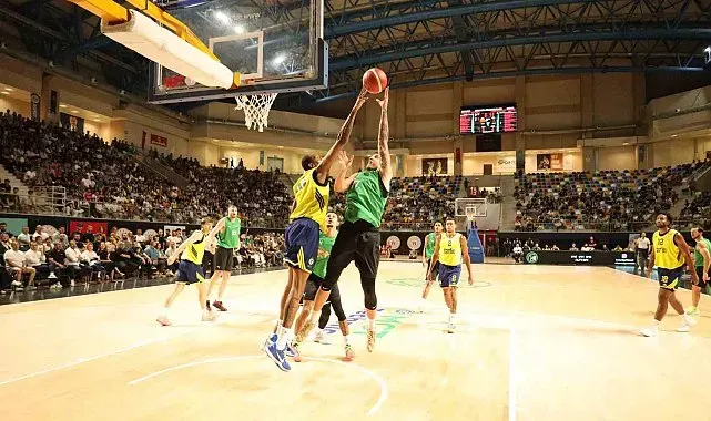 Hazırlık maçı: Körfez Basket: 82 - Fenerbahçe: 70