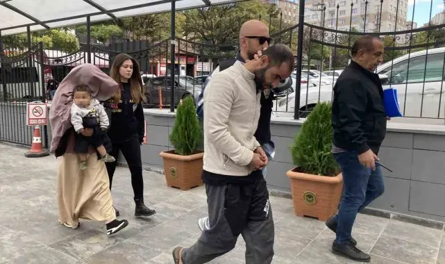 3 milyon TL değerindeki altın ve dövizle yakalanan 3 dolandırıcı tutuklandı