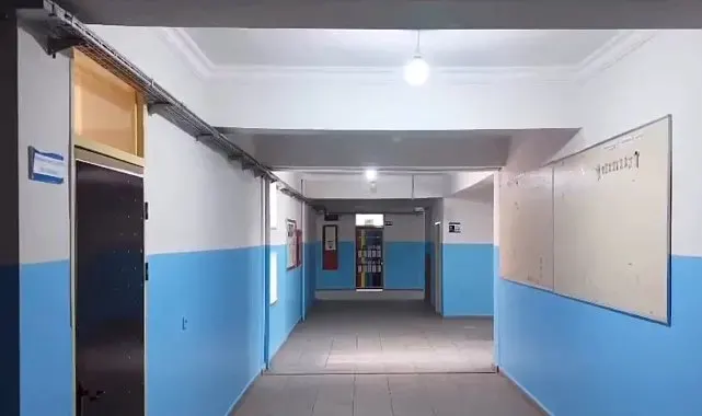 Gaziantep'te denetimli serbestlik yükümlüleri okulların bakımını yaptı