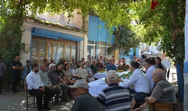 Salihli Kaymakamı Güldoğan, 3 mahallede talepleri dinledi