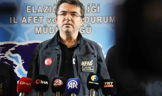 AFAD Başkanı Memiş: "Malatya'da 2, Elazığ'da 8 olmak üzere toplam 10 vatandaşımızın tedavileri devam ediyor"