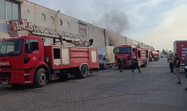İmalat fabrikasının deposunda çıkan yangın söndürüldü