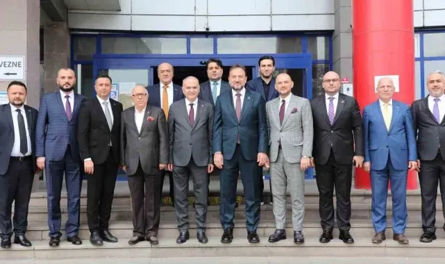 Başkan Özlü MÜSİAD heyetini ağırladı