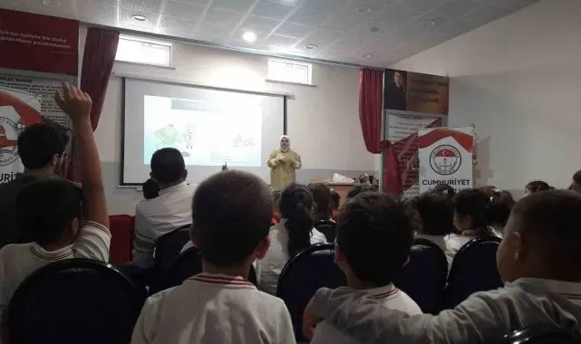 Karapınar'da öğrencilere akran zorbalığı anlatıldı