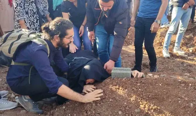 Van Gölü kıyısında cesedi bulunan Rojin, Diyarbakır'da defnedildi