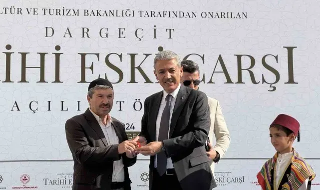 Mardin'de restorasyonu tamamlanan 400 yıllık Süryani Çarşısı açıldı