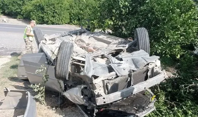 Ters dönen otomobilin sürücüsü yaralandı