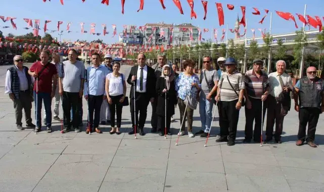 Aydın'da beyaz bastonun önemine dikkat çekildi