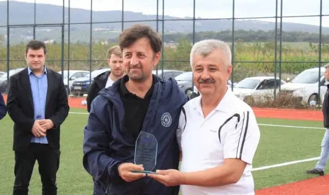 Gönen'de yeni spor tesisleri törenle hizmete açıldı