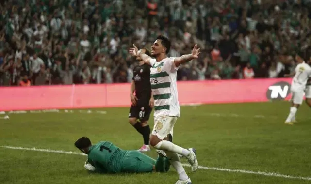 TFF 3. Lig: Bursaspor: 3 - Kahramanmaraşspor : 0