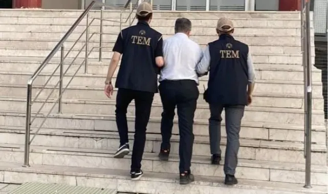 FETÖ'den aranan eski albay Akhisar'da yakalandı