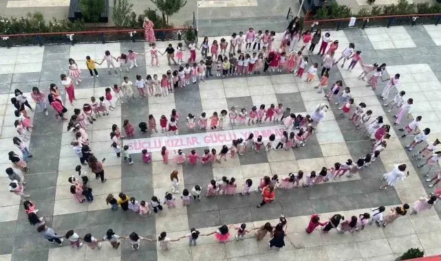 Diyarbakır'da Final Okulu kız öğrencilerinden mesaj var