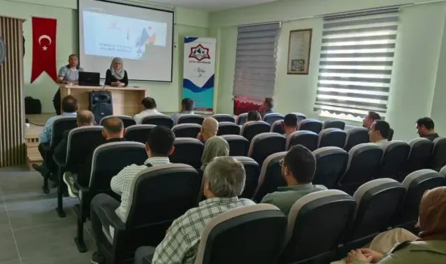 Bozkır'da okul müdürlerine Türkiye Yüzyılı müfredat eğitimi verildi