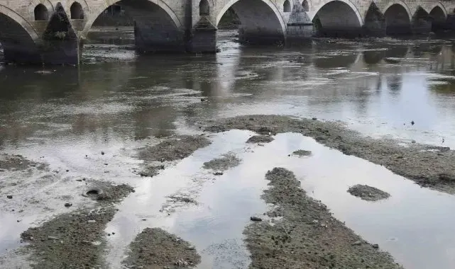 Tunca Nehri 'hurdalığa' dönüştü