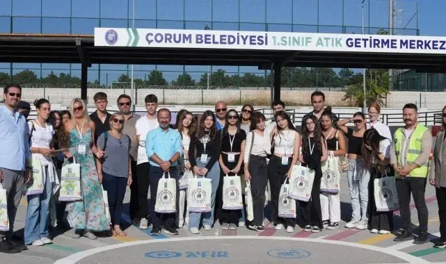 Erasmus öğrencileri Belediyesi'nin "Sıfır Atık" tesisini incelediler