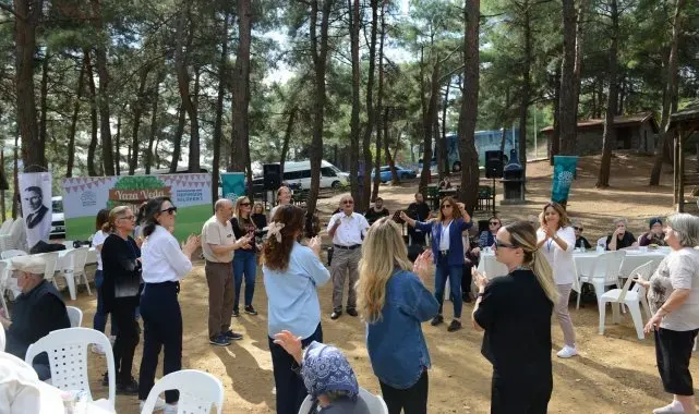 Huzurevi sakinleri yaza piknikle veda etti