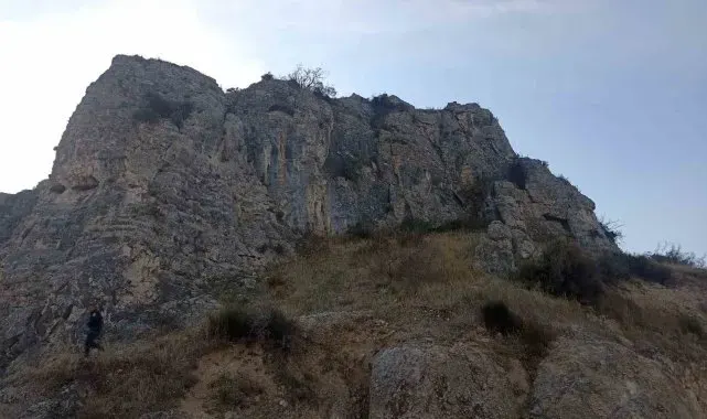 Kaçak kazı yapanlar muhtara takıldı