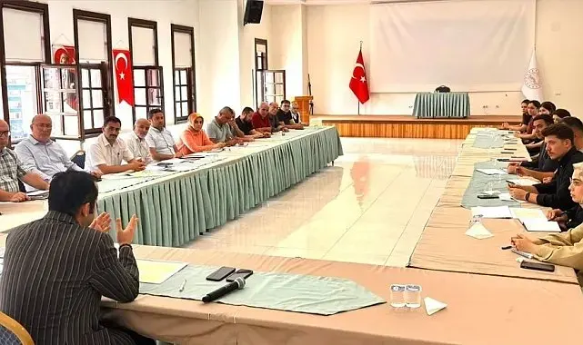 Sinop'ta yetim ve öksüz öğrencilere örnek eğitim desteği