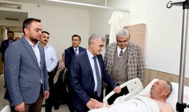 Vali Çelik'ten Baba Halisdemir'e Ziyaret