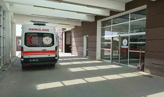 Parkta dengesini kaybeden kişi demire çarparak yaralandı