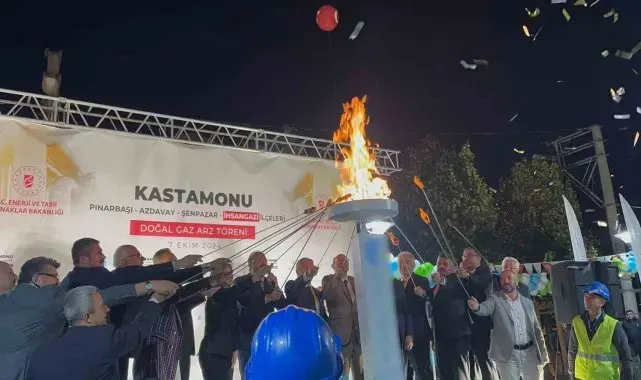 Kastamonu'da 4 ilçeye daha doğalgaz verildi