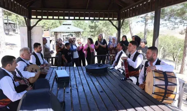 Lösemi hastaları kürsübaşı etkinliği ile moral buldu