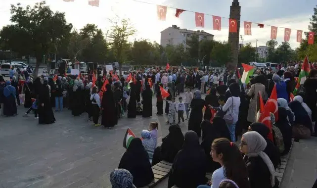 Siirt'te Filistin'e destek yürüyüşü