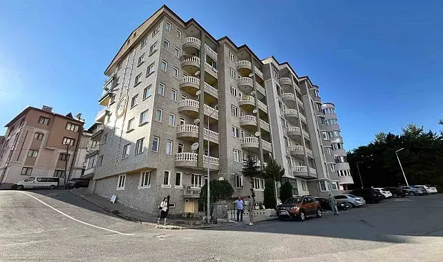 Bahçe duvarı örmek istediklerinde gerçeği öğrendiler