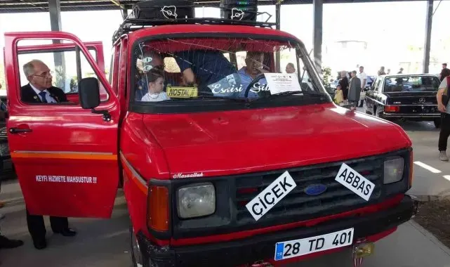 Yeşilçam'ın iki klasik filmi bir arada