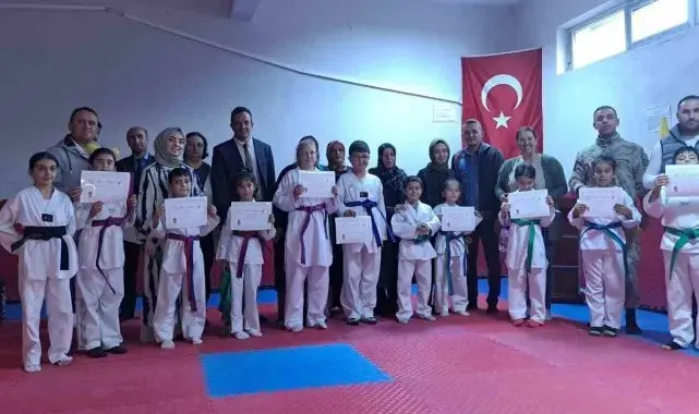Posof'ta miniklerin kuşak heyecanı