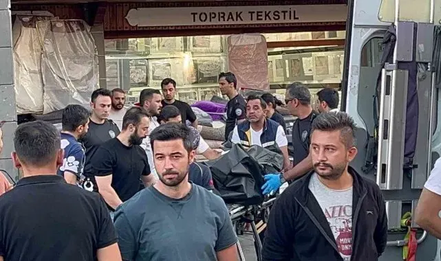 Boşanma aşamasındaki eşini, çocuğunun yanında öldürdü