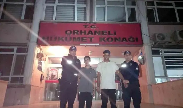 Hırsızlık yaptıktan sonra ilçe değiştirdiler, polisten kaçamadılar