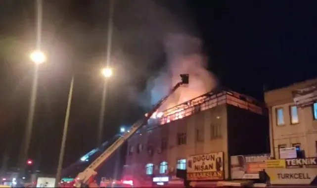 Konya'da çatı katı alevlere teslim oldu