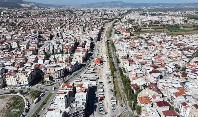 Manisa'nın trafiğine nefes aldıracak yolda çalışmalar sürüyor