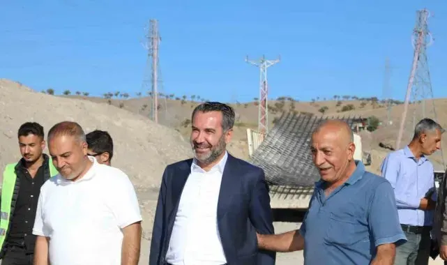 Başkan Şerifoğulları, Karşıyaka-Beyyurdu yolunda incelemelerde bulundu