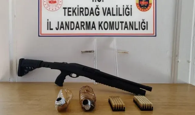 Tekirdağ'da ruhsatsız tüfek ve uyuşturucu aparatı ele geçirildi