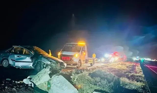 Konya'da otomobil kontrolden çıktı: 4 yaralı