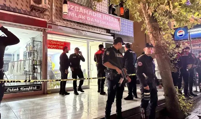Maltepe'de liseli genç, şakalaştığı arkadaşını silahla öldürdü