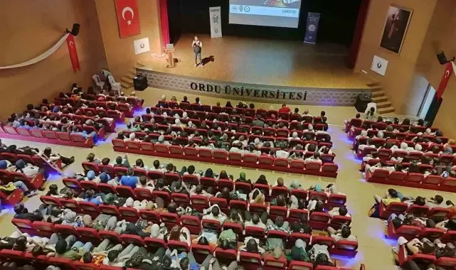 Ordu'da üniversite öğrencileri, siber suçlara karşı bilgilendirildi