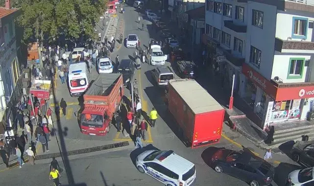 Freni patlayan traktör 2 araca çarptı: 2 yaralı