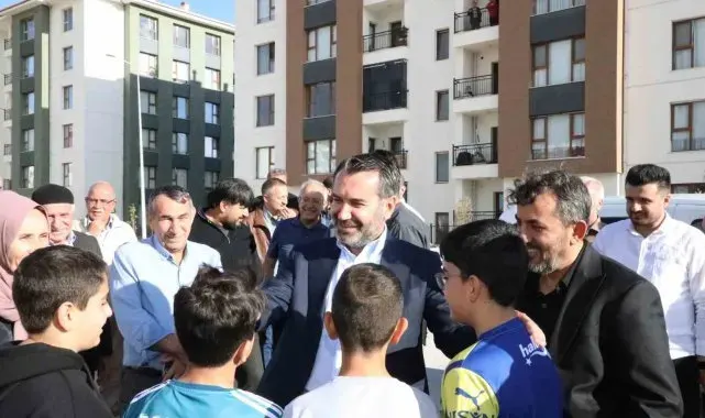 Başkan Şerifoğulları, Aşağıdemirtaş Mahallesi'nde incelemelerde bulundu