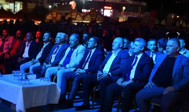 Esenyurt'ta aşıklık geleneği yeniden hayat buldu