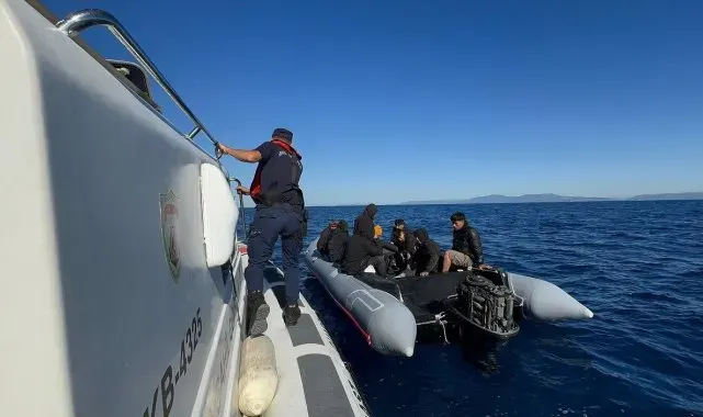 Kuşadası'nda 10 düzensiz göçmen kurtarıldı