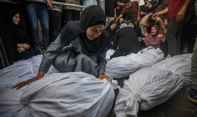 İsrail Gazze'de yerleşim alanı ve okullara saldırdı: En az 73 kişi öldü