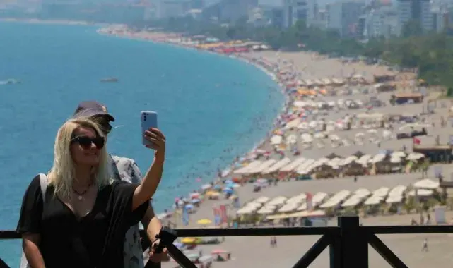 Antalya'dan yeni turizm rekoru