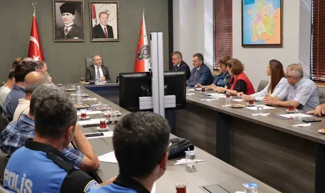 Emniyet Müdürü Kenan Kurt muhtarlarla bir araya geldi