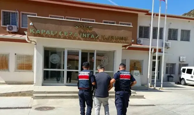Söke'de göçmen kaçakçısı yakalandı