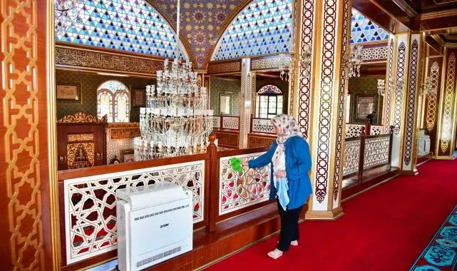 Camilere bakım ve tadilat
