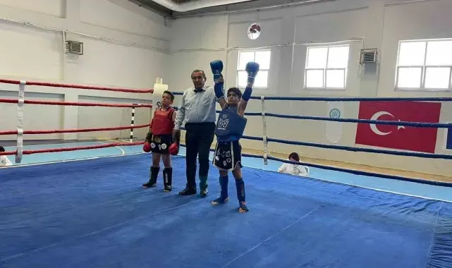EMF'de ringe çıkacak